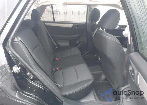 2018 Subaru Outback 2.5I Premium z USA, uszkodzony, nr VIN 4S4BSAFC1J3383131